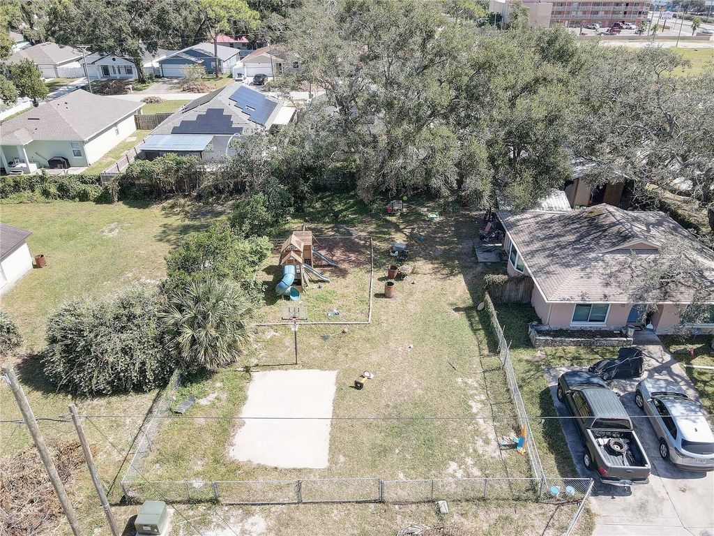 Photo of 9303 N 19th Street, Tampa, FL 33612 (MLS # TB8407437)
