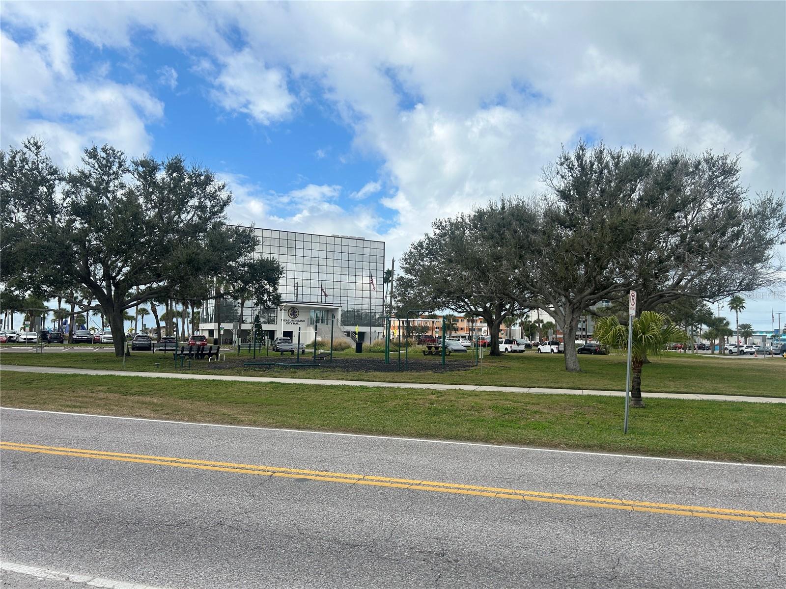 FAIRLANE THE CONDO - Residential Lease