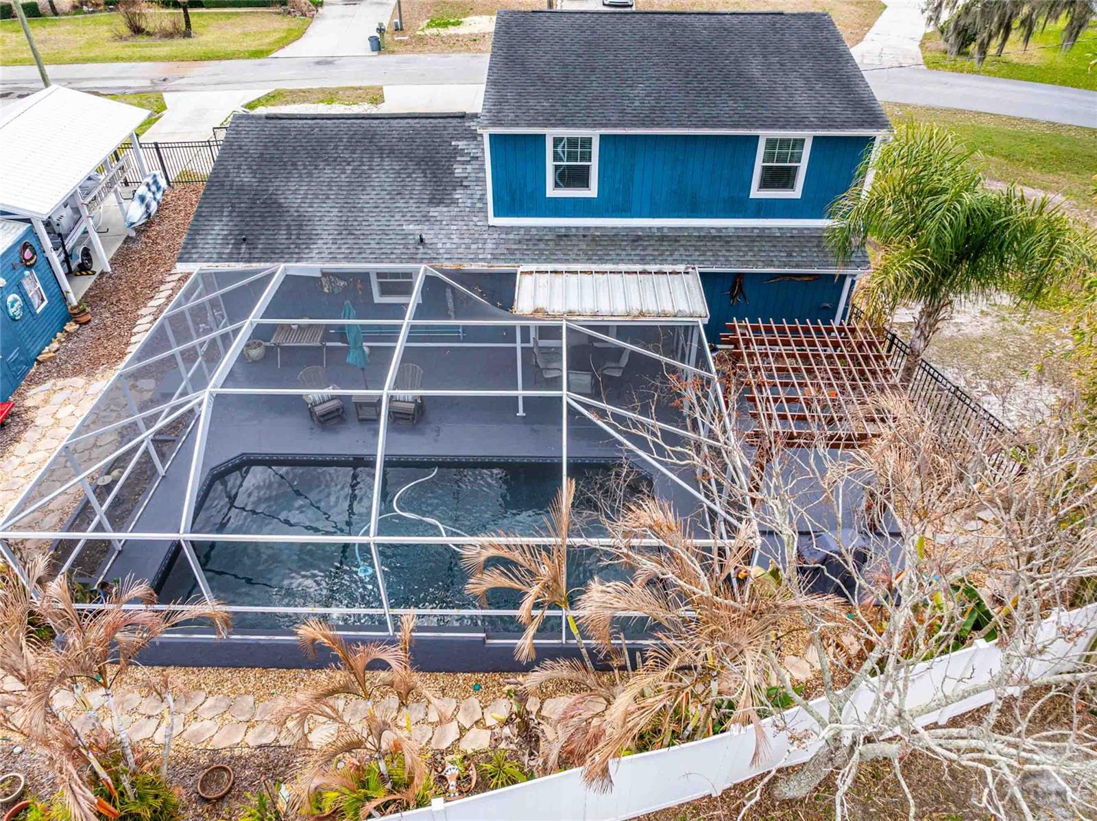 LAKE PADGETT ESTATES - Residential