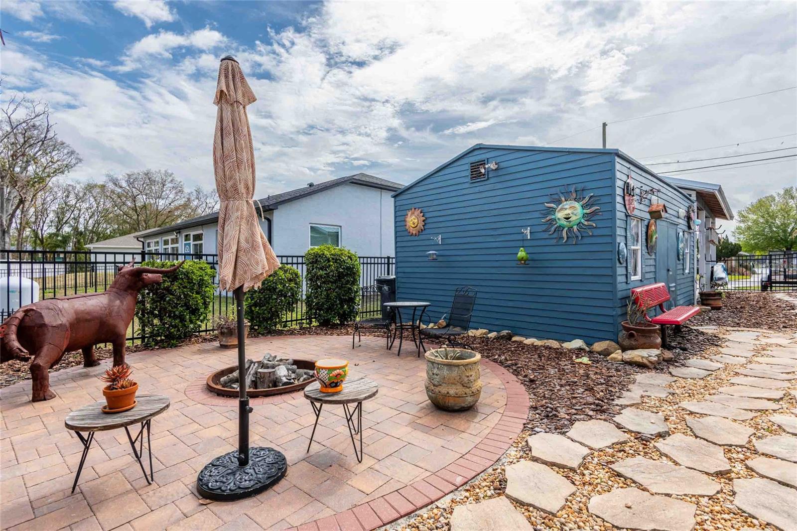 LAKE PADGETT ESTATES - Residential