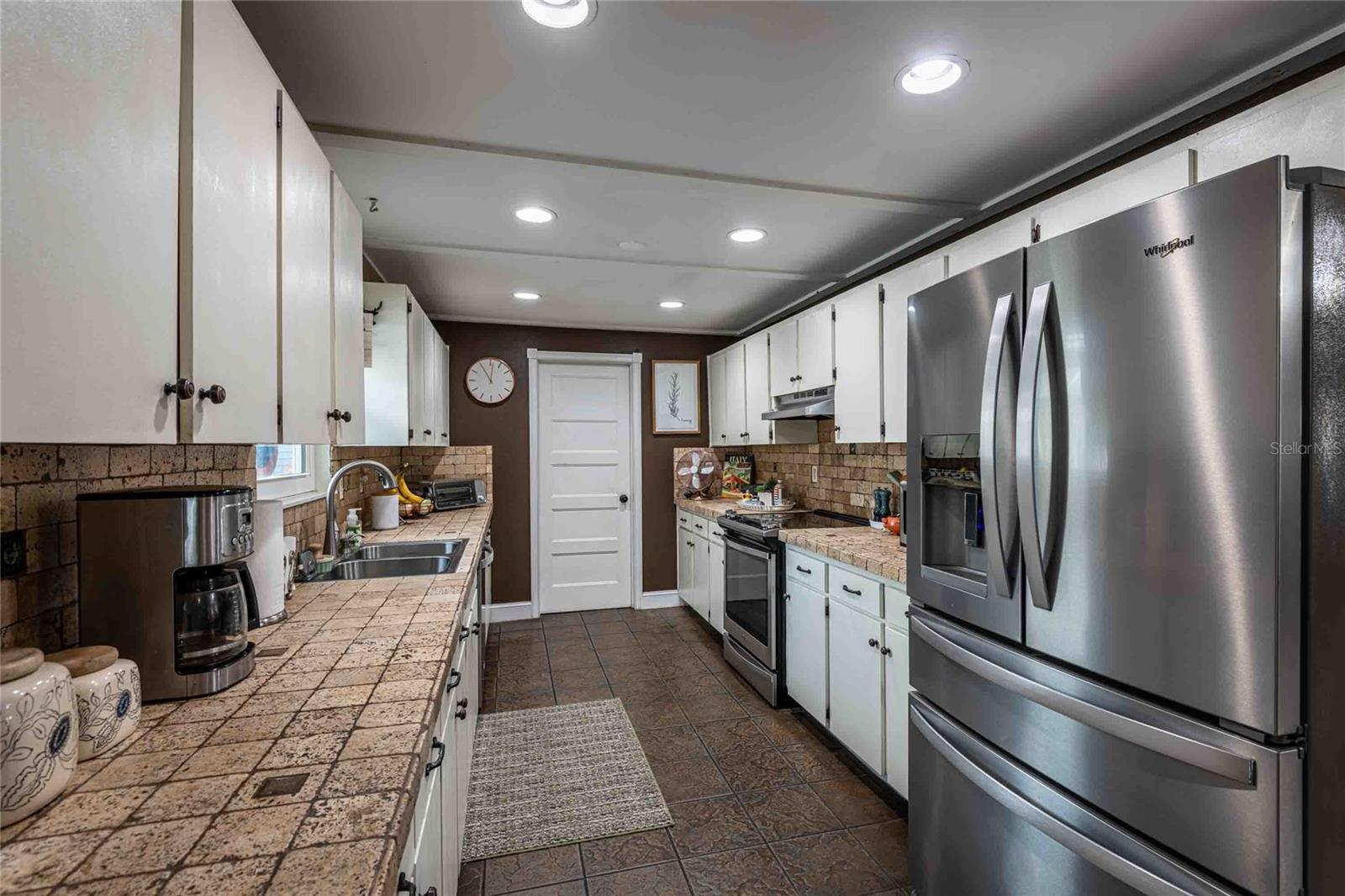 LAKE PADGETT ESTATES - Residential