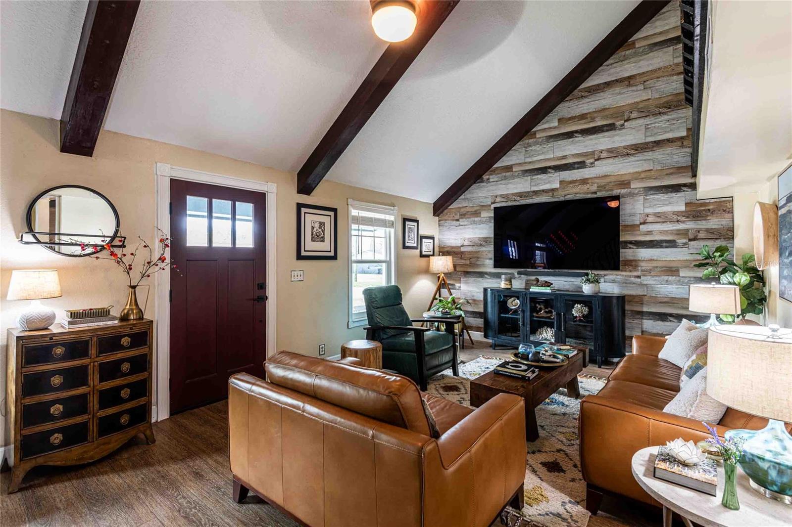 LAKE PADGETT ESTATES - Residential