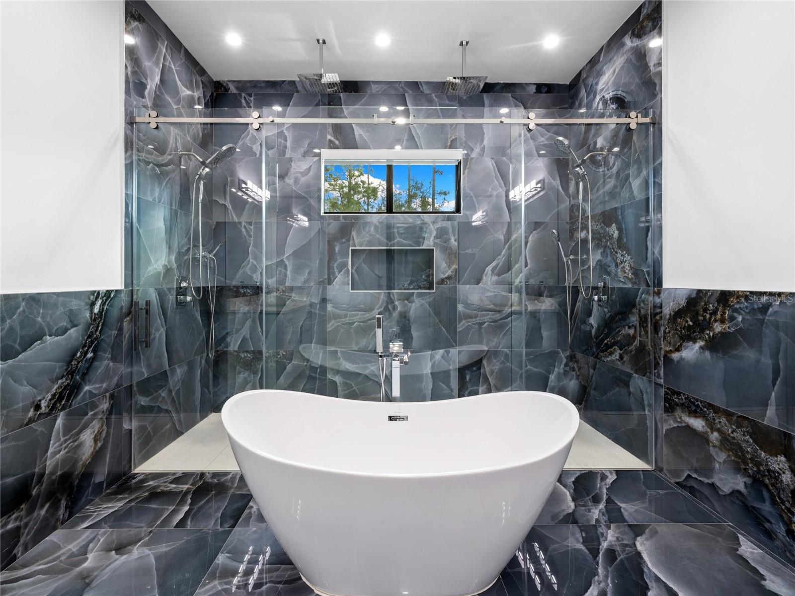 GOLDEN GATE ESTATE UNIT 17 - Residential