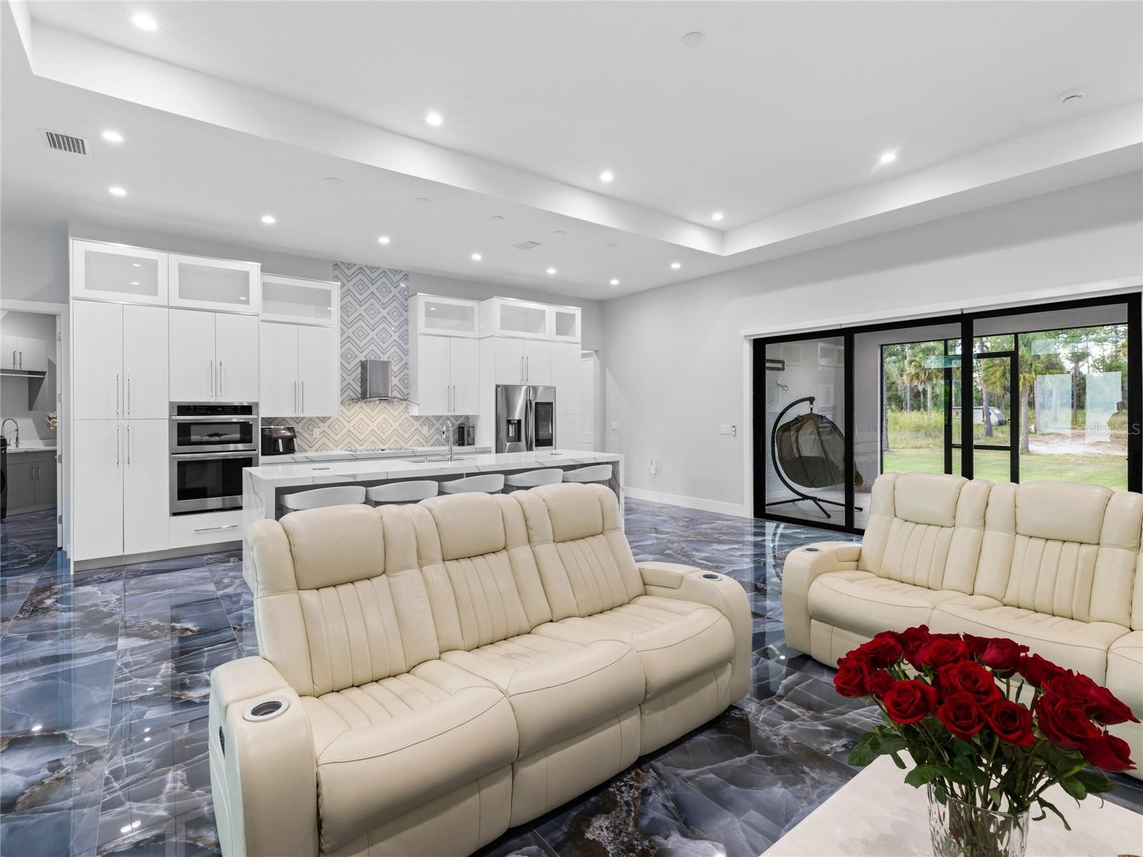 GOLDEN GATE ESTATE UNIT 17 - Residential