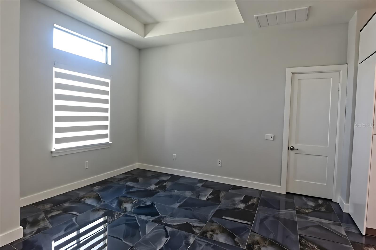 GOLDEN GATE ESTATE UNIT 17 - Residential