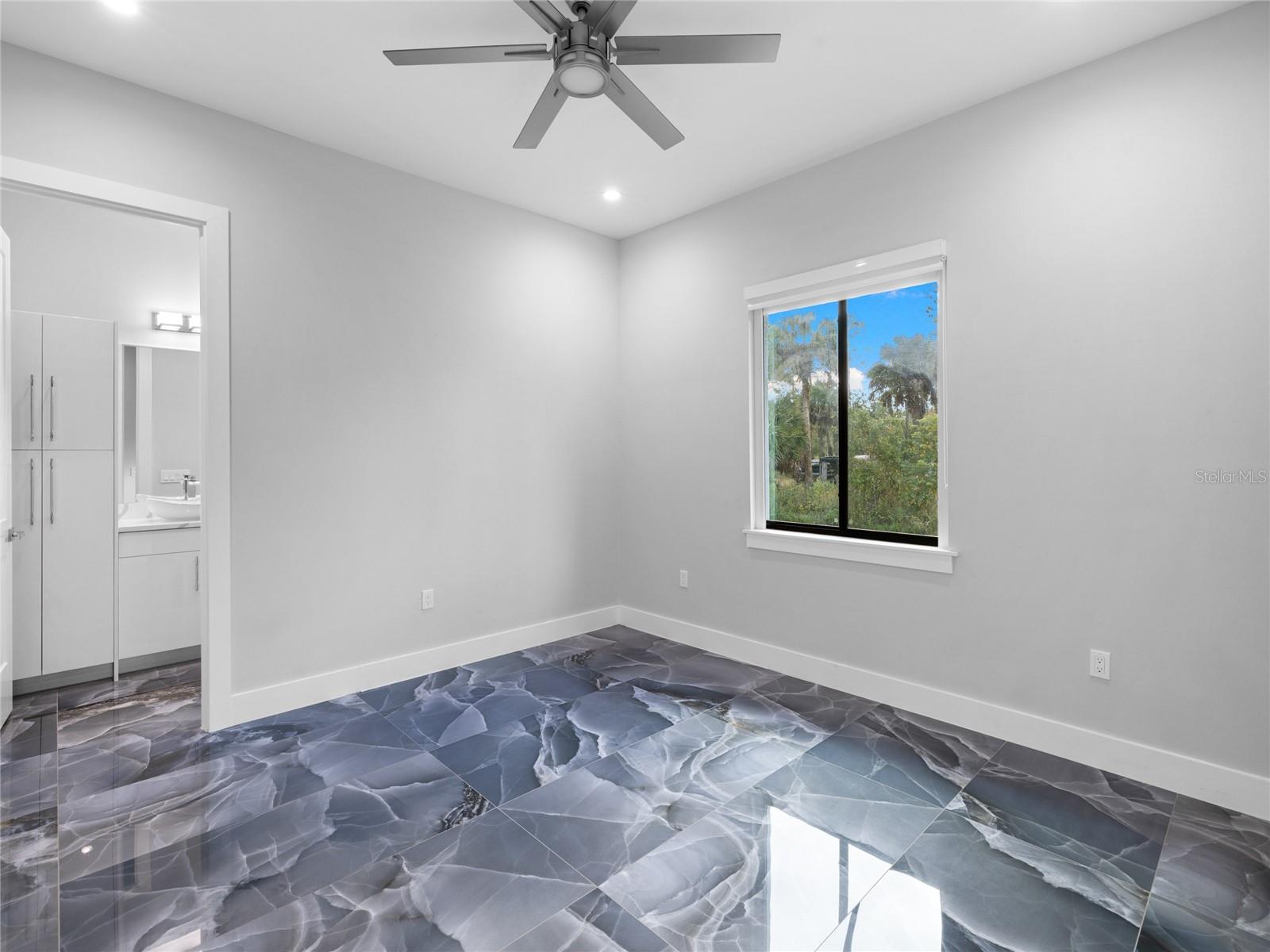 GOLDEN GATE ESTATE UNIT 17 - Residential