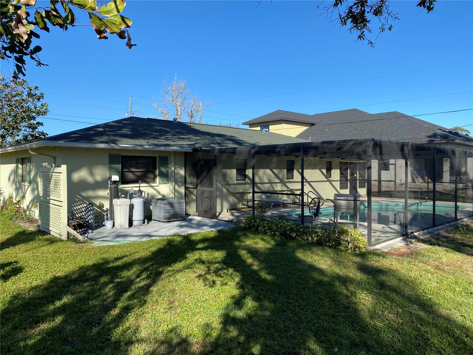 4250 SHAMROCK DRIVE