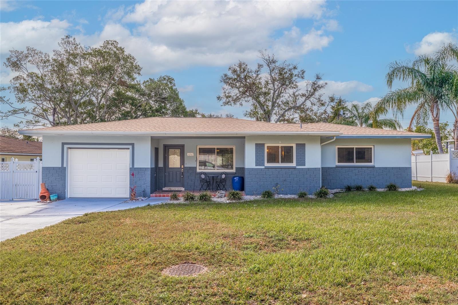 3282 HONEYSUCKLE ROAD