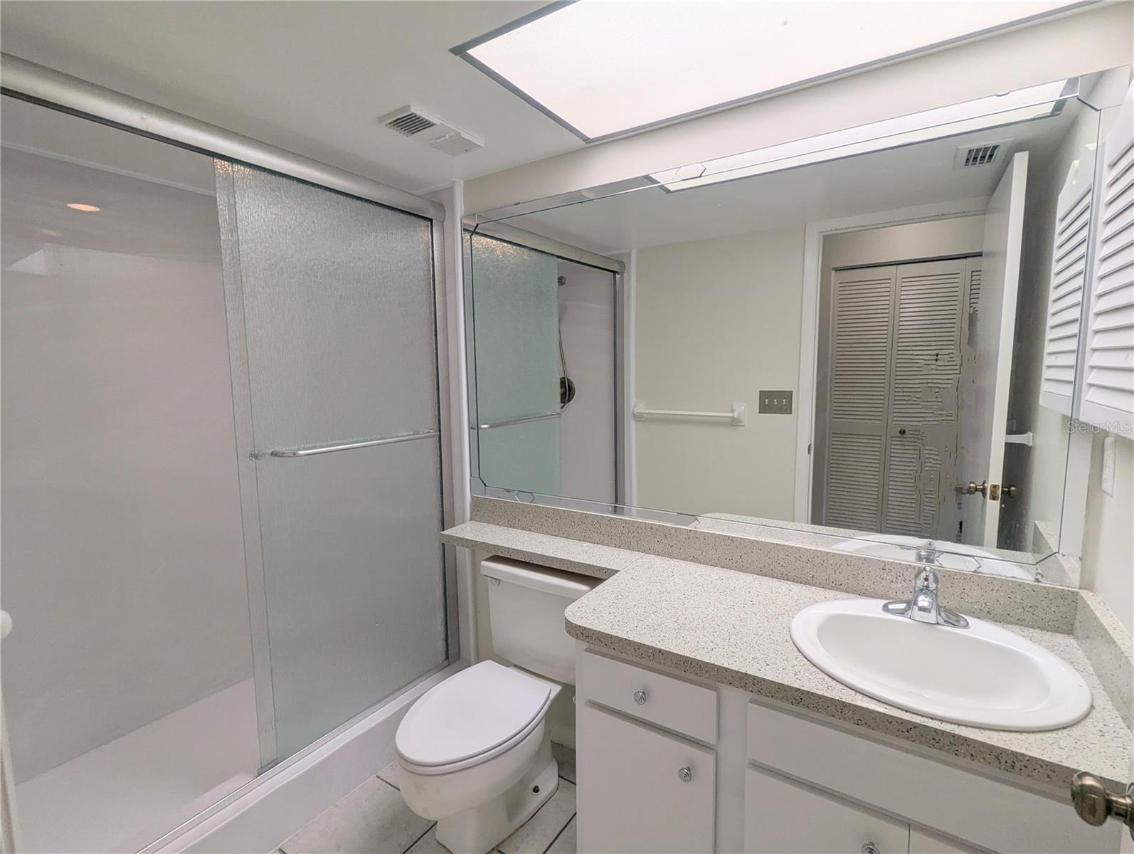 TERRACES OF FOREST LAKES - Residential Lease