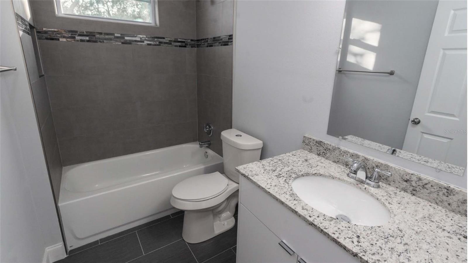 ROLLING RANCH ESTATE - Residential