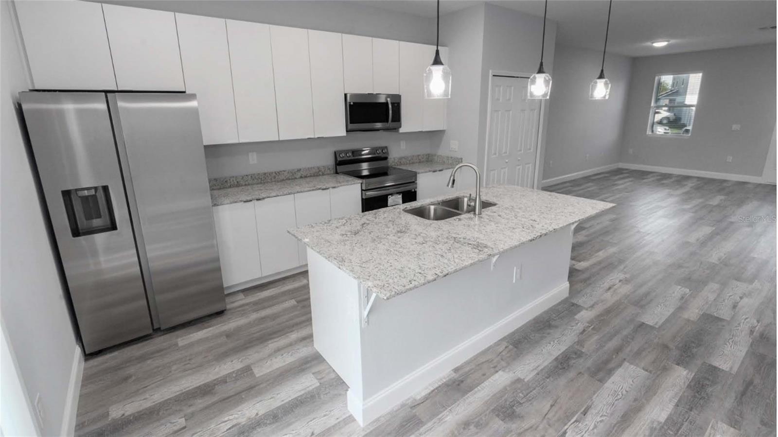 ROLLING RANCH ESTATE - Residential