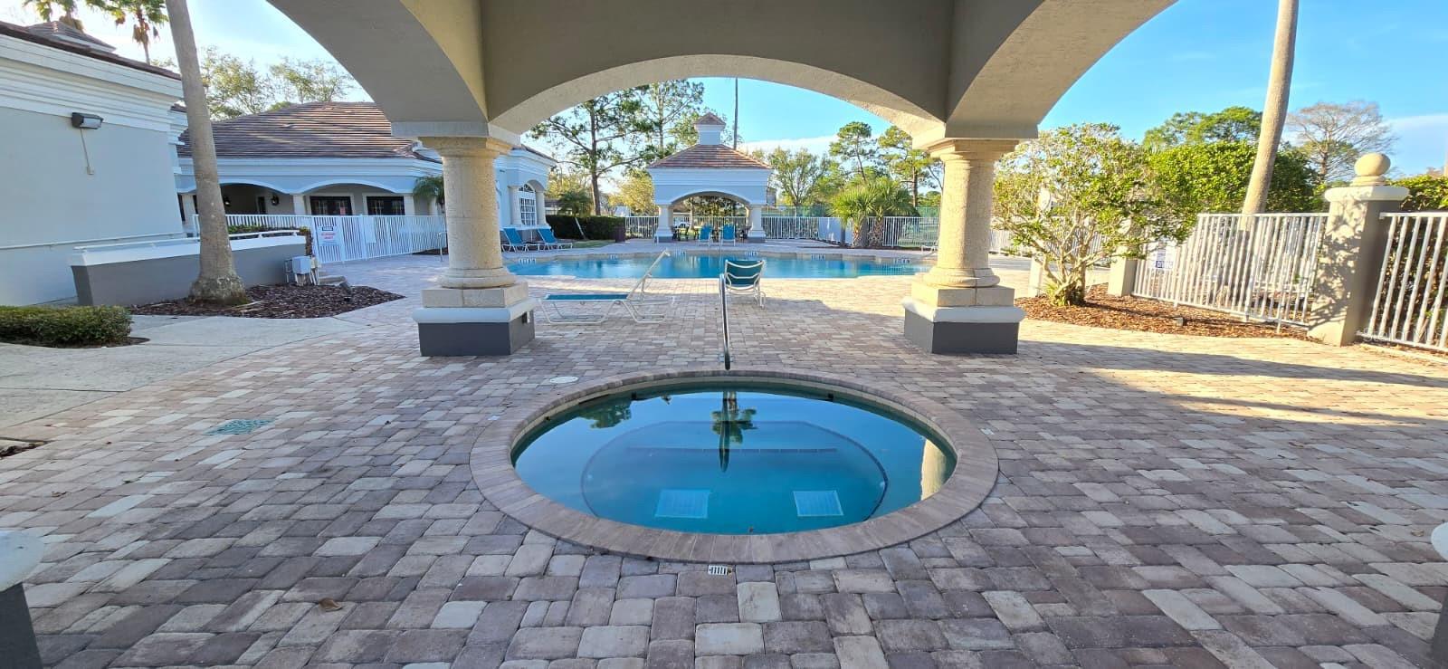 AUDUBON VILLAS AT HUNTERS CREEK CONDO - Residential