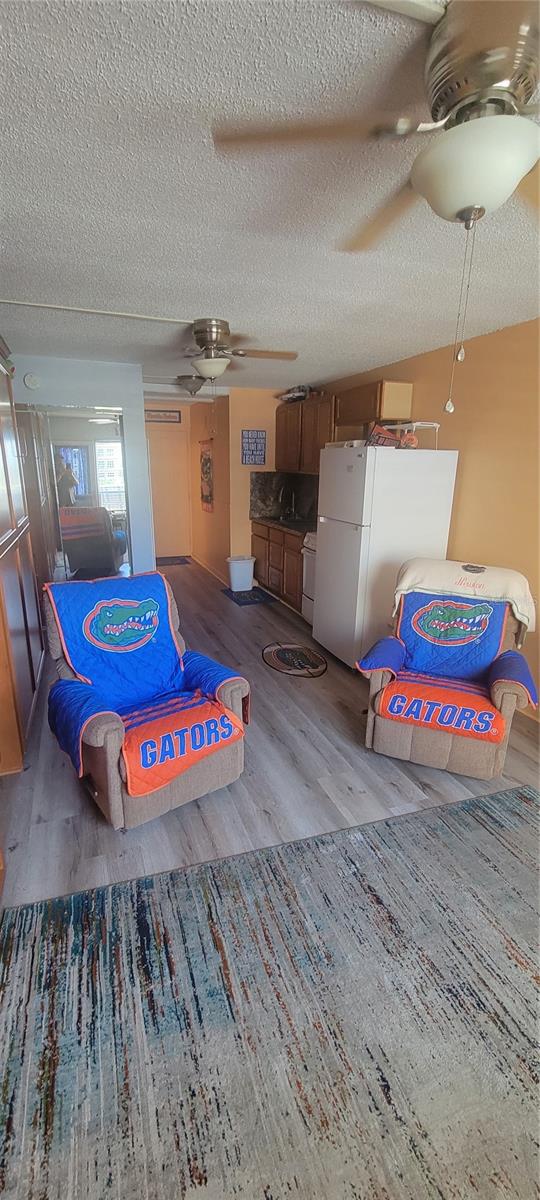 BEACH CLUB CONDO MOTEL - Residential