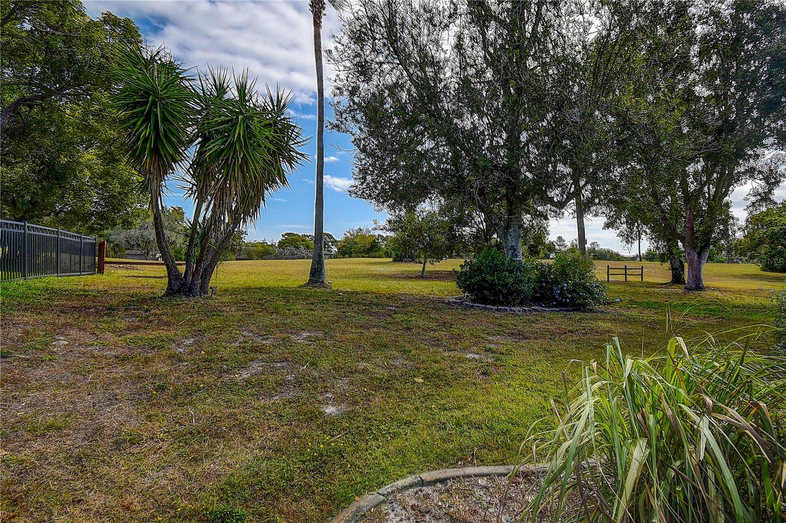 SPRING HILL UNIT 23 - Residential