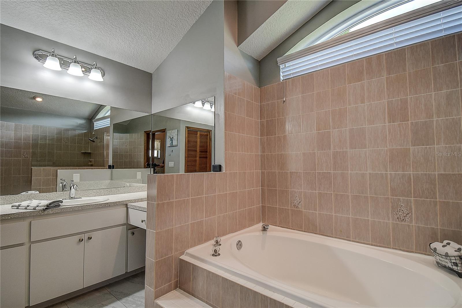 SPRING HILL UNIT 23 - Residential