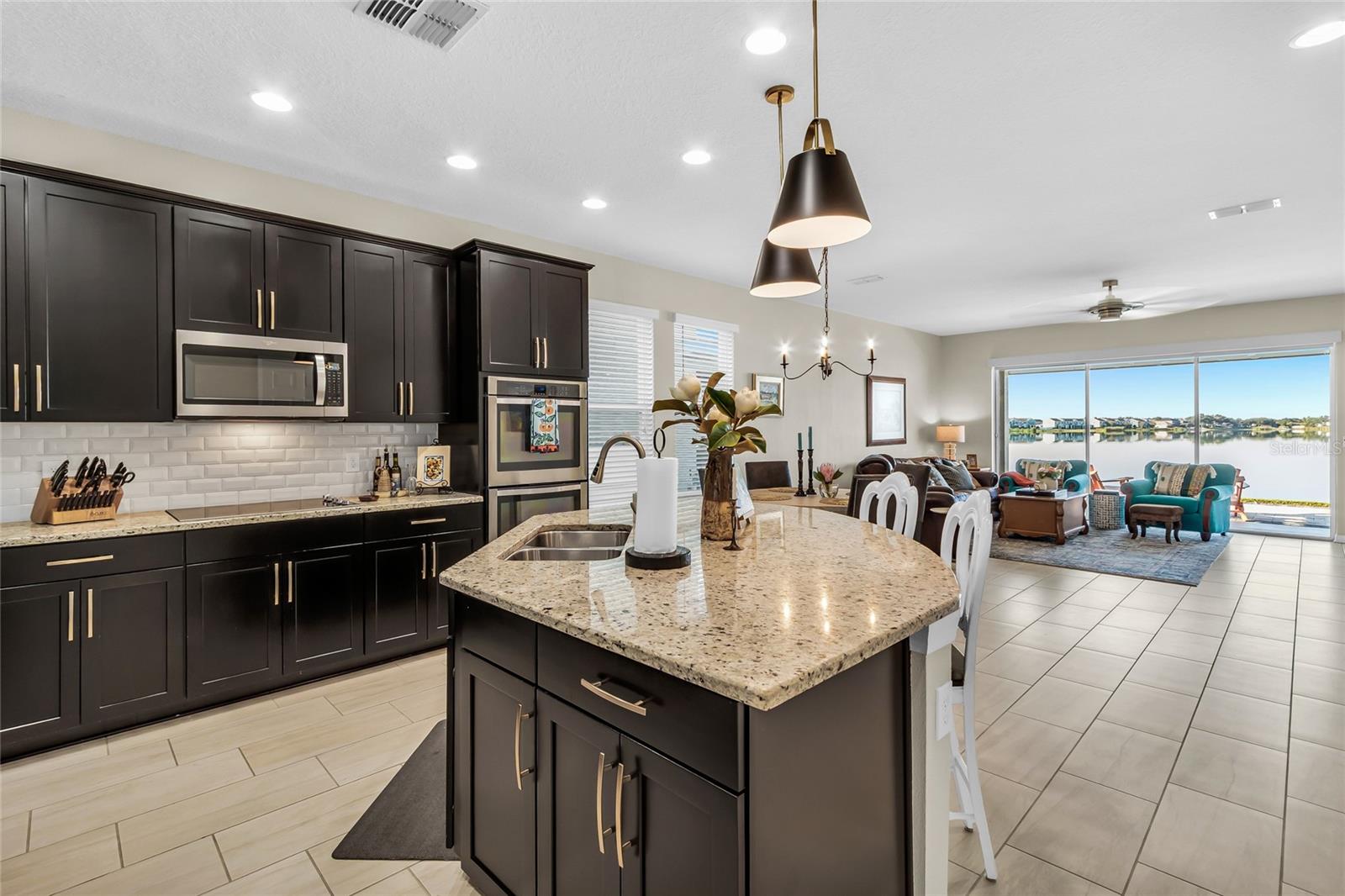 WATERSIDE POINTE PH 3 - Residential