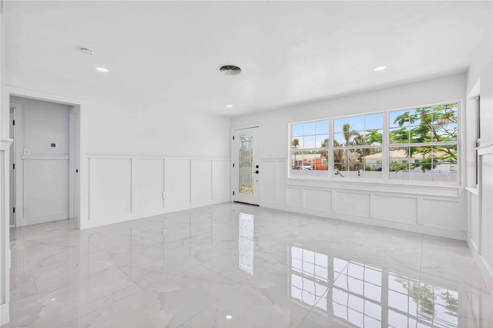 BELLE VISTA BEACH 1ST ADD - Residential