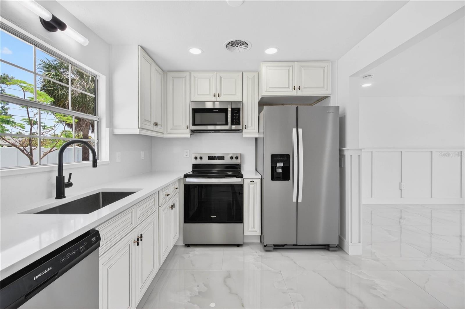 BELLE VISTA BEACH 1ST ADD - Residential