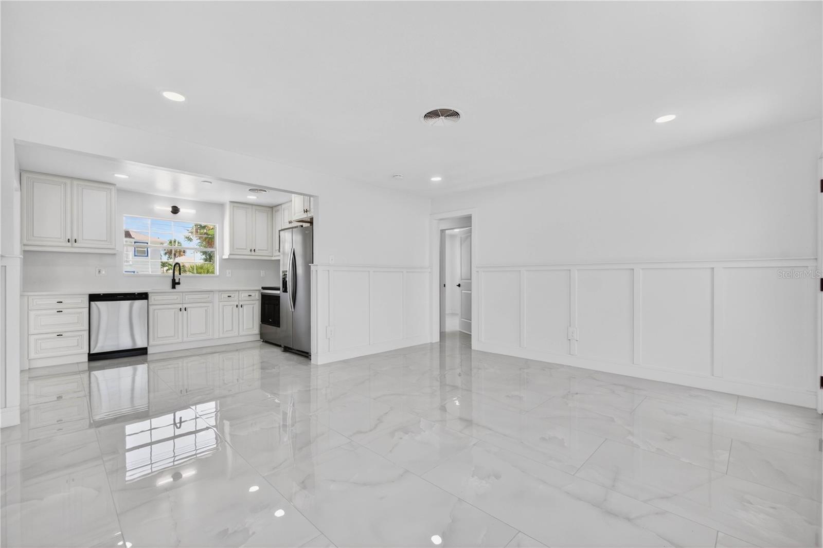 BELLE VISTA BEACH 1ST ADD - Residential