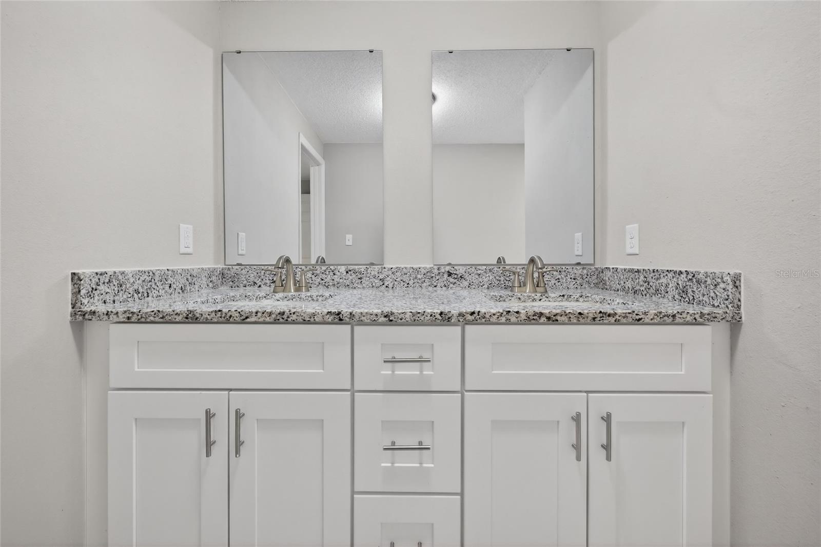 HOLIDAY LAKE ESTATES - Residential