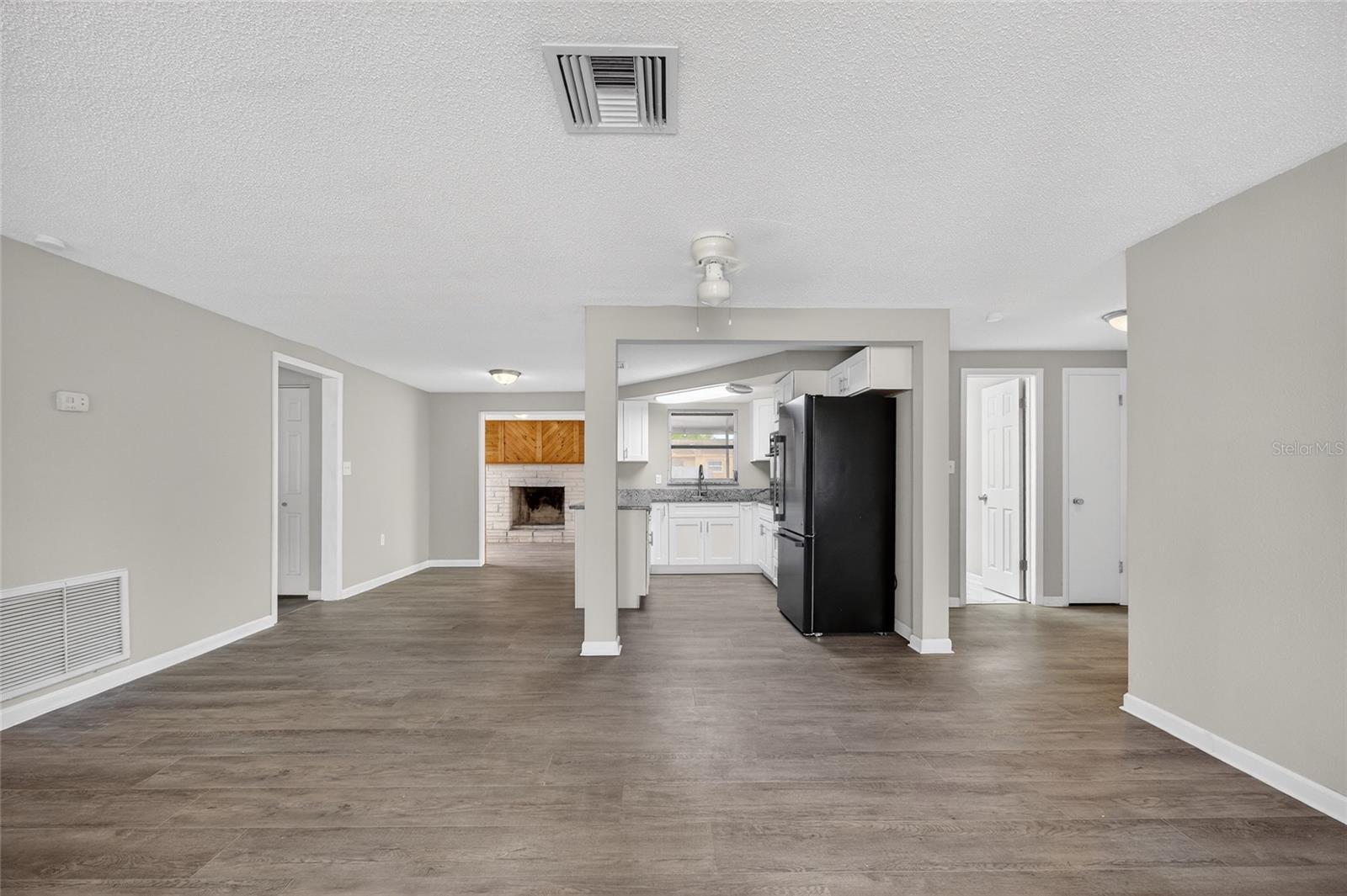 HOLIDAY LAKE ESTATES - Residential