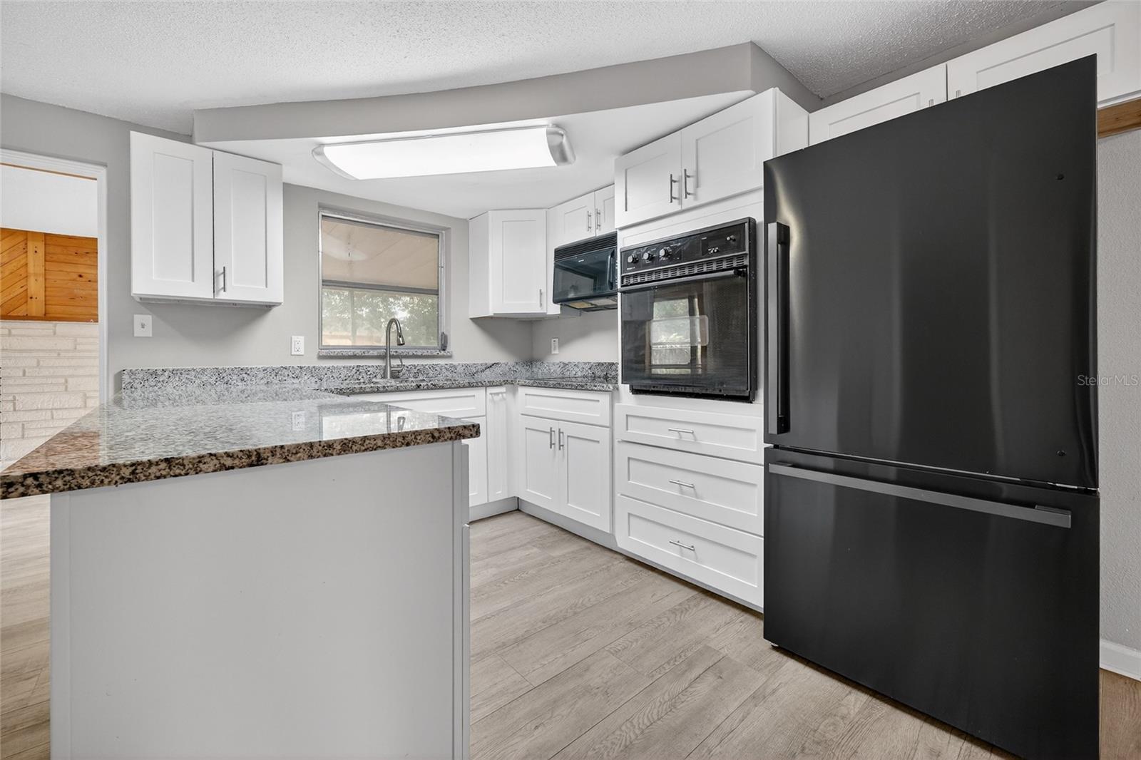 HOLIDAY LAKE ESTATES - Residential