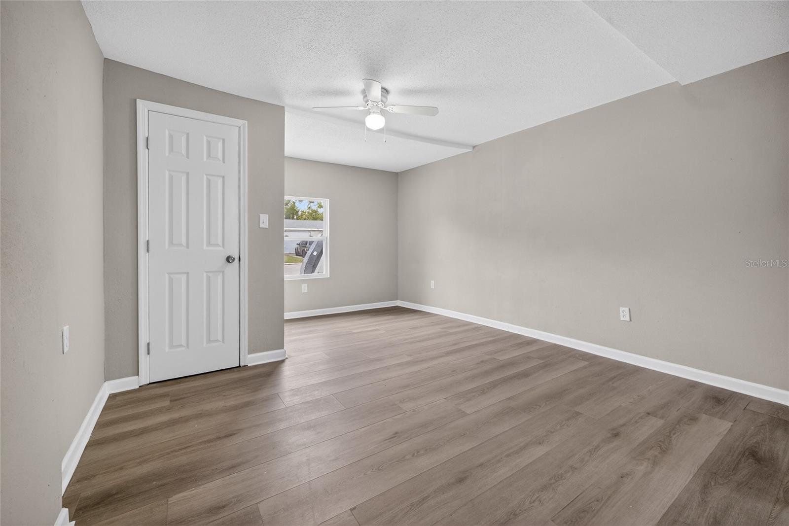 HOLIDAY LAKE ESTATES - Residential