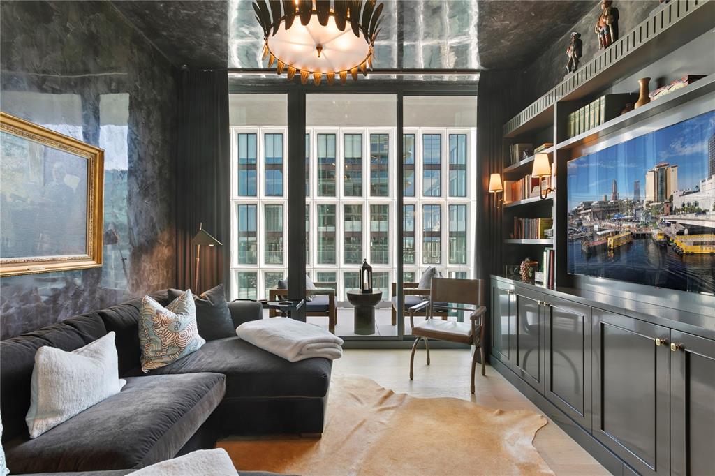 WATER STREET TAMPA SUB SUB - Residential