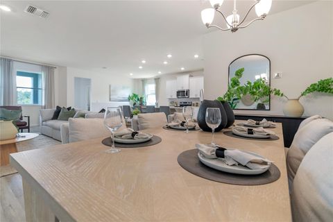 Single Family Residence in ORMOND BEACH FL 341 MERIMONT Ln 3.jpg