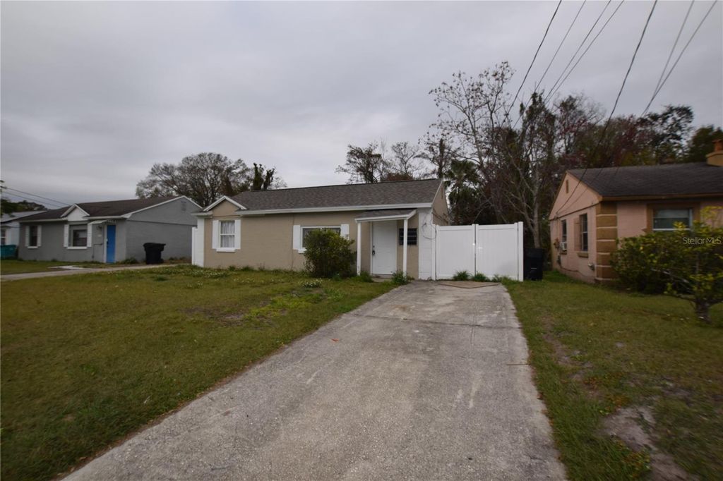 Photo of 4073 Nimons Street, Orlando, FL 32811 (MLS # O6366260)