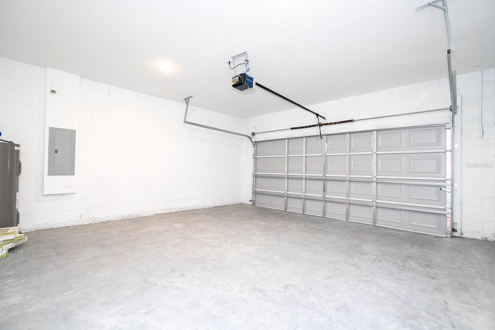 MARION OAKS UN ELEVEN - Residential