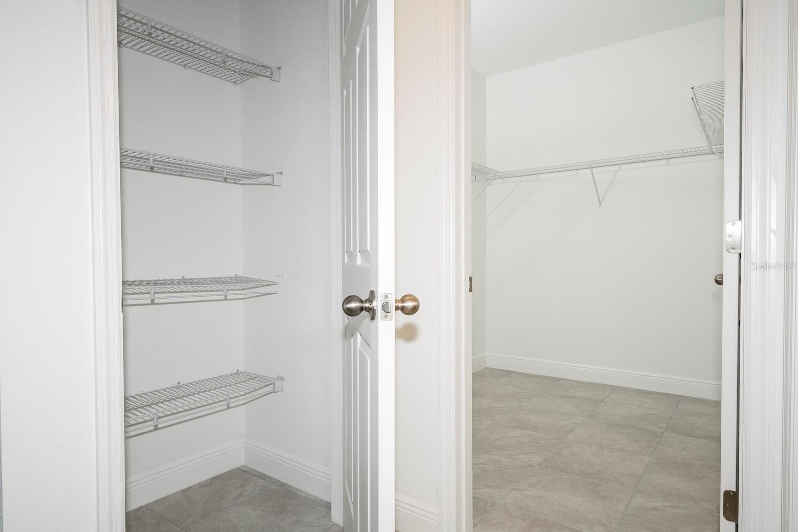 MARION OAKS UN ELEVEN - Residential