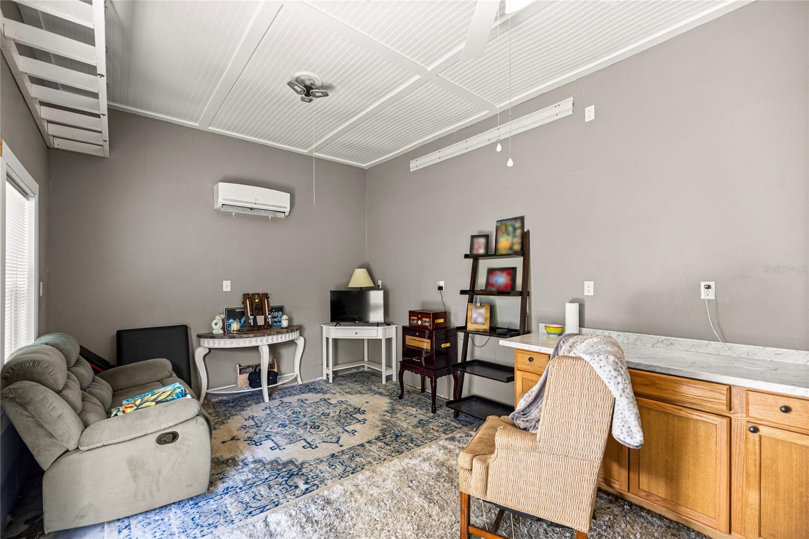 WYNDSWEPT HILLS - Residential