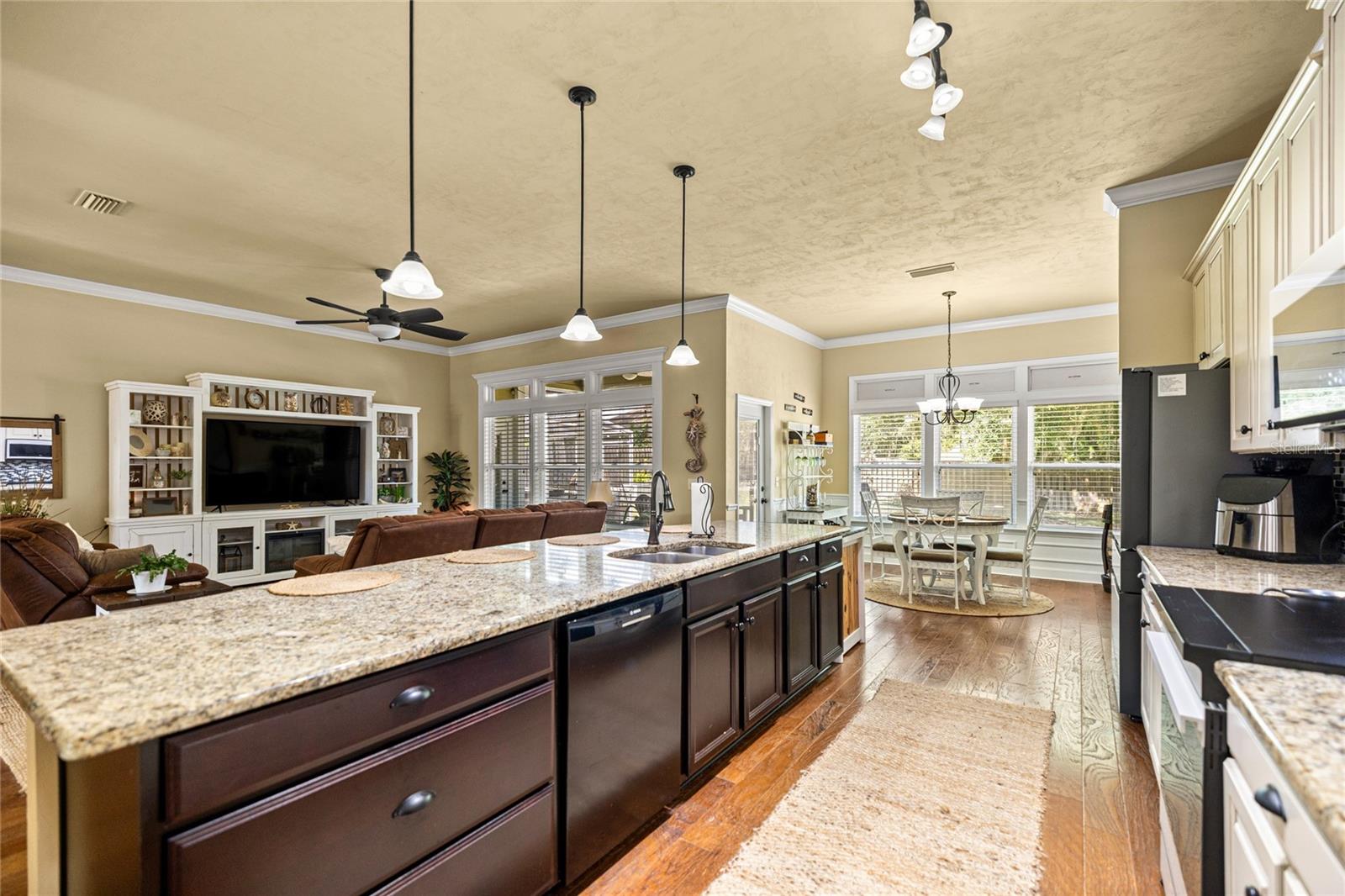 WYNDSWEPT HILLS - Residential