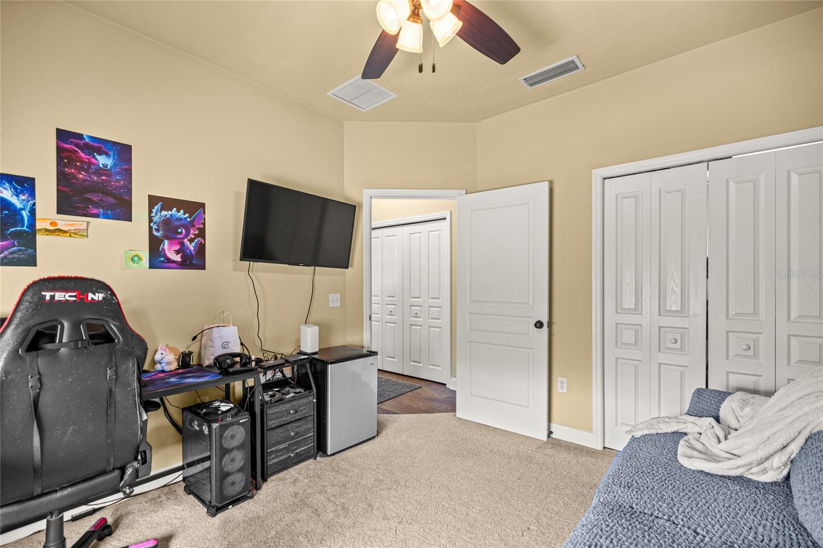 WYNDSWEPT HILLS - Residential