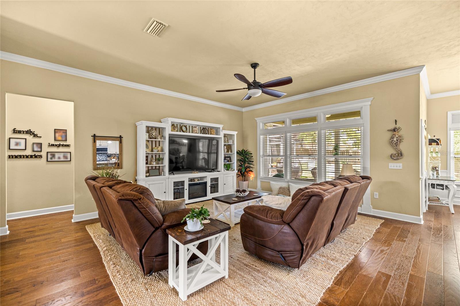 WYNDSWEPT HILLS - Residential