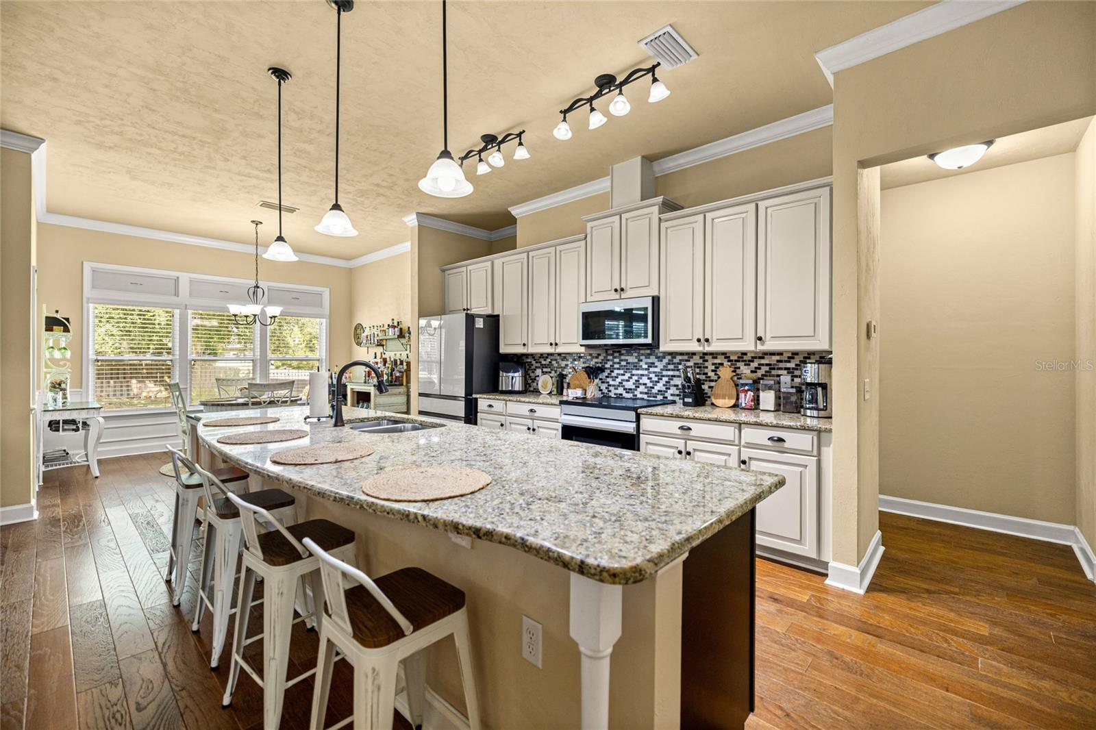 WYNDSWEPT HILLS - Residential