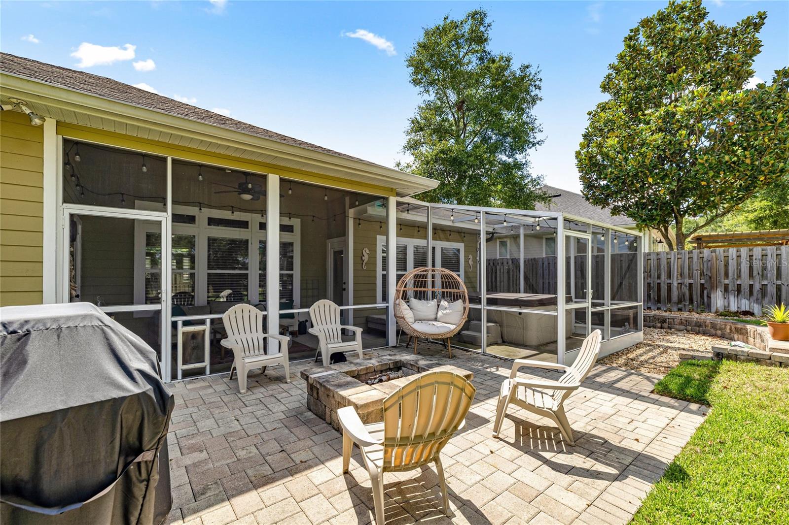 WYNDSWEPT HILLS - Residential