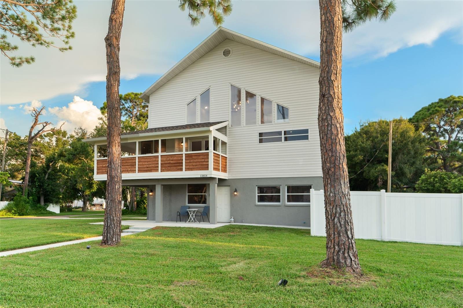 HARBOR VIEW 4 - Residential