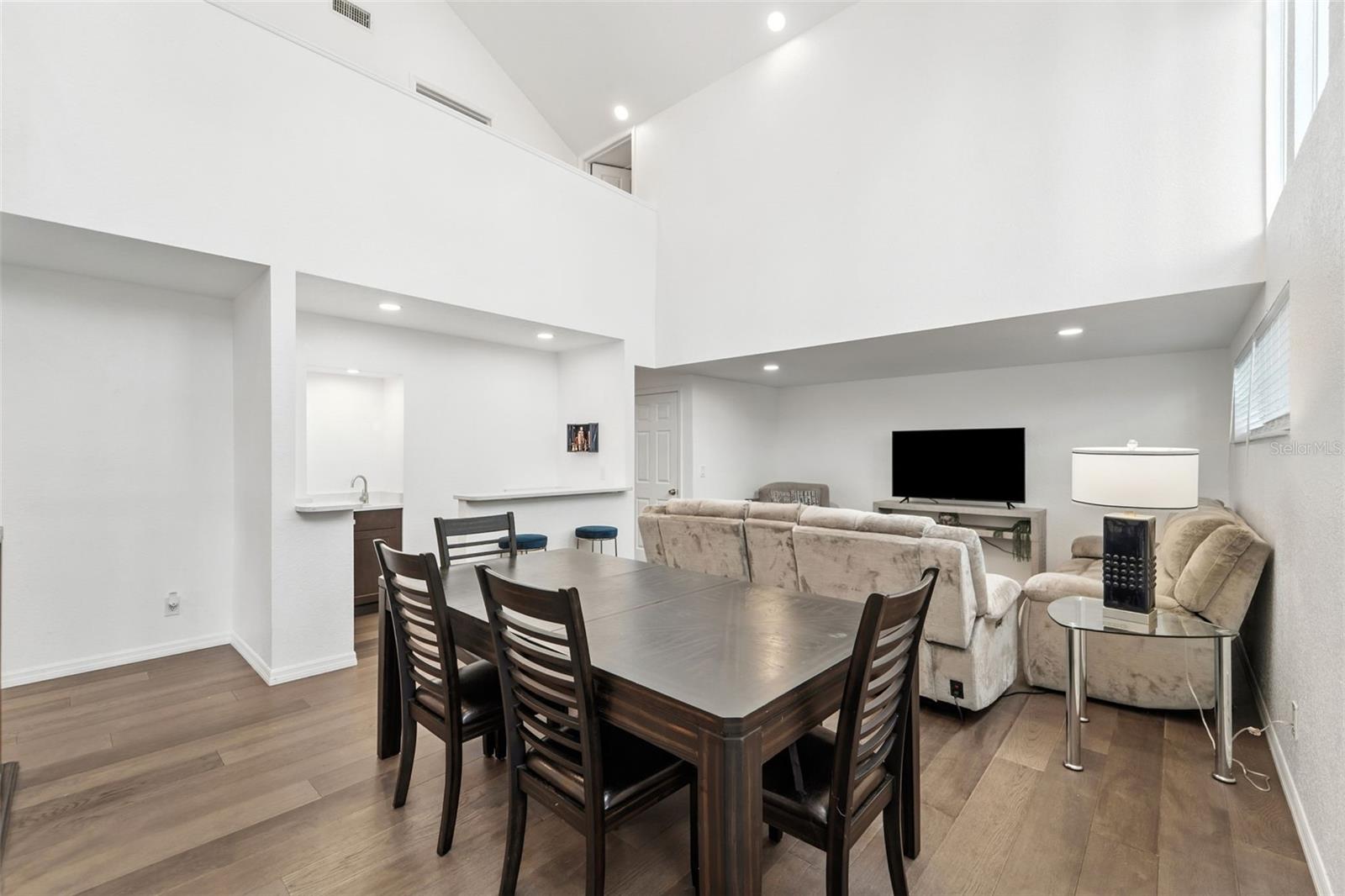 HARBOR VIEW 4 - Residential