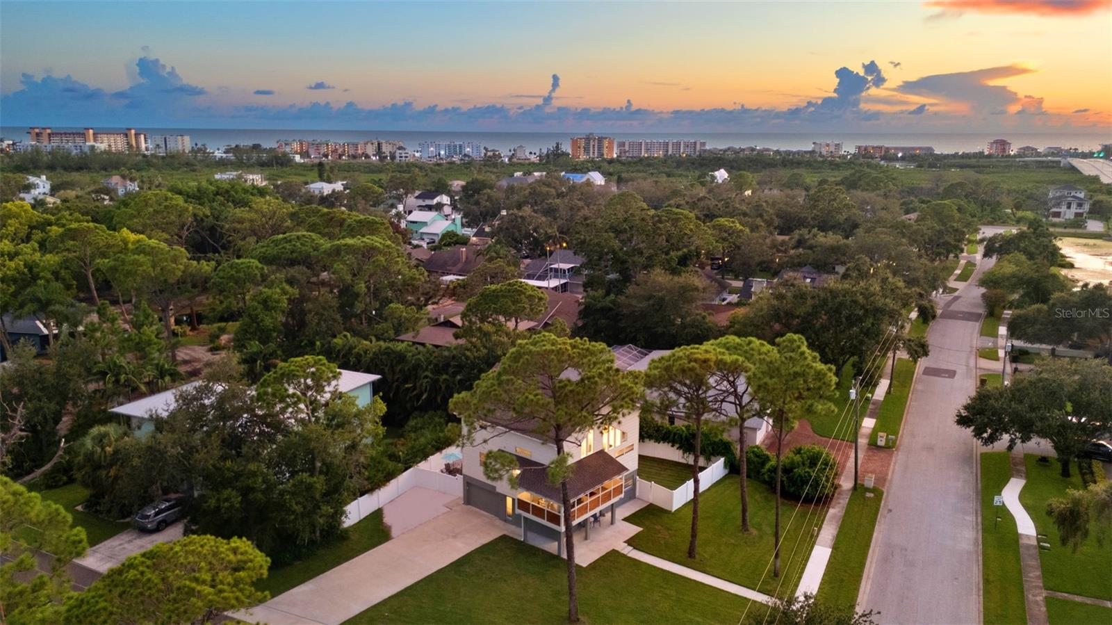 HARBOR VIEW 4 - Residential