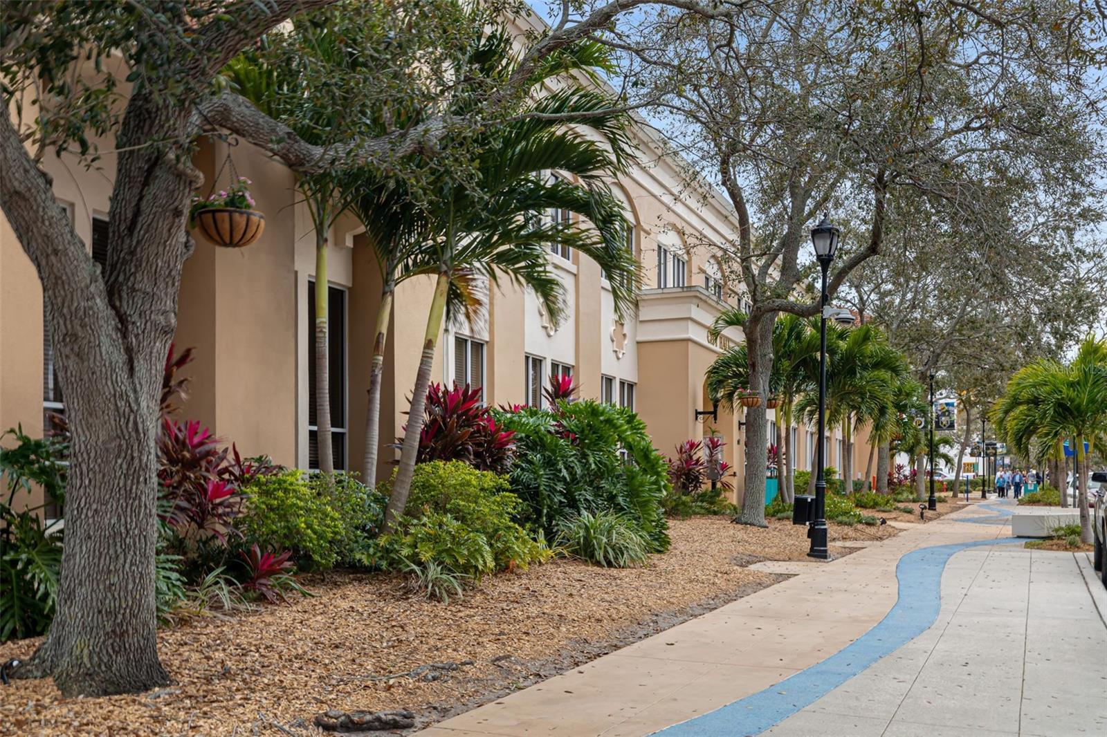 HERITAGE WEST - Residential