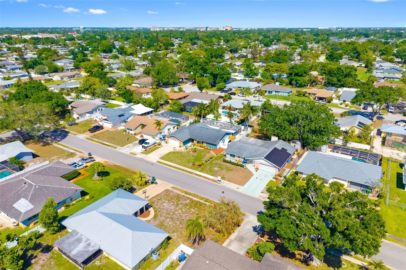 HERITAGE WEST - Residential