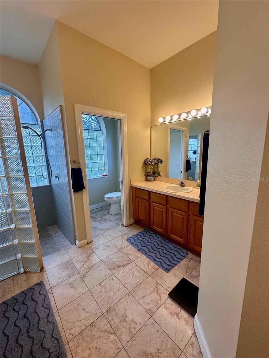 MEADOWCREST - Residential