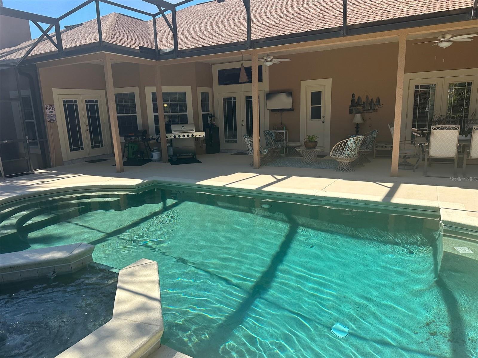 MEADOWCREST - Residential