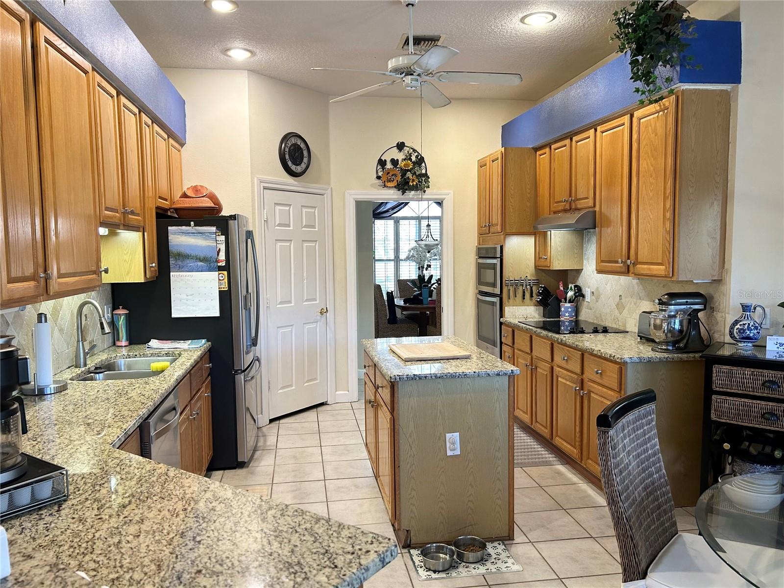 MEADOWCREST - Residential