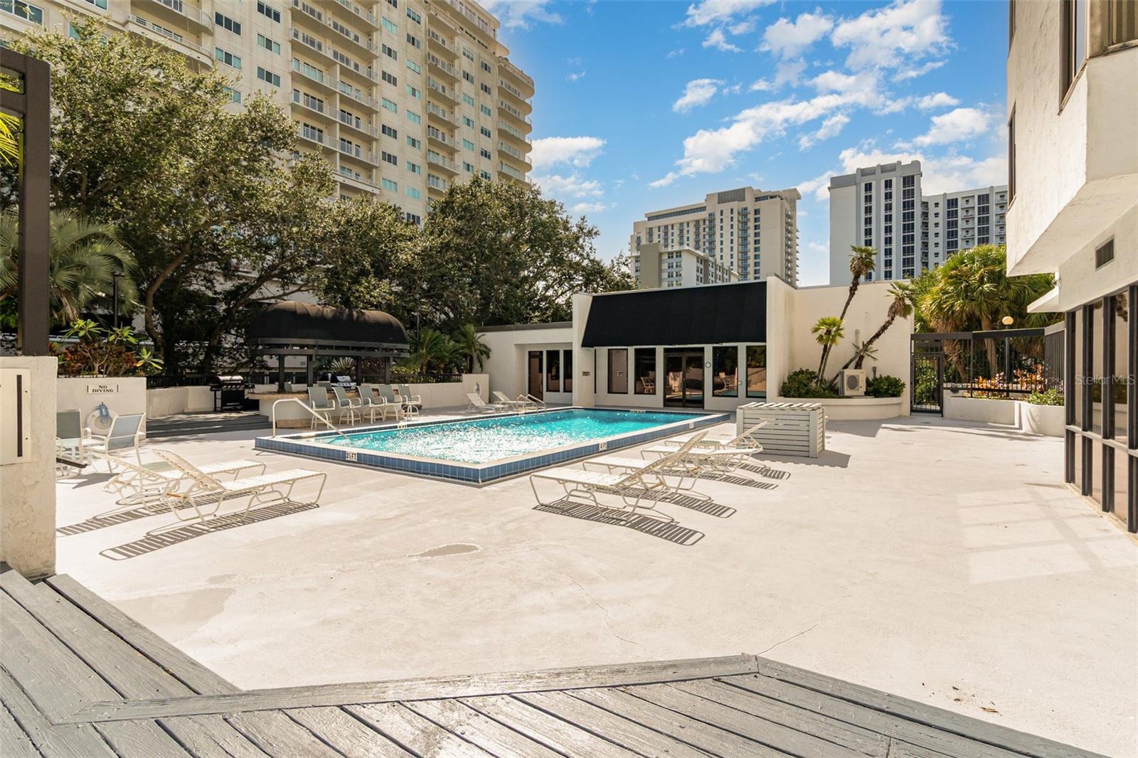 530 E CENTRAL BOULEVARD 1802