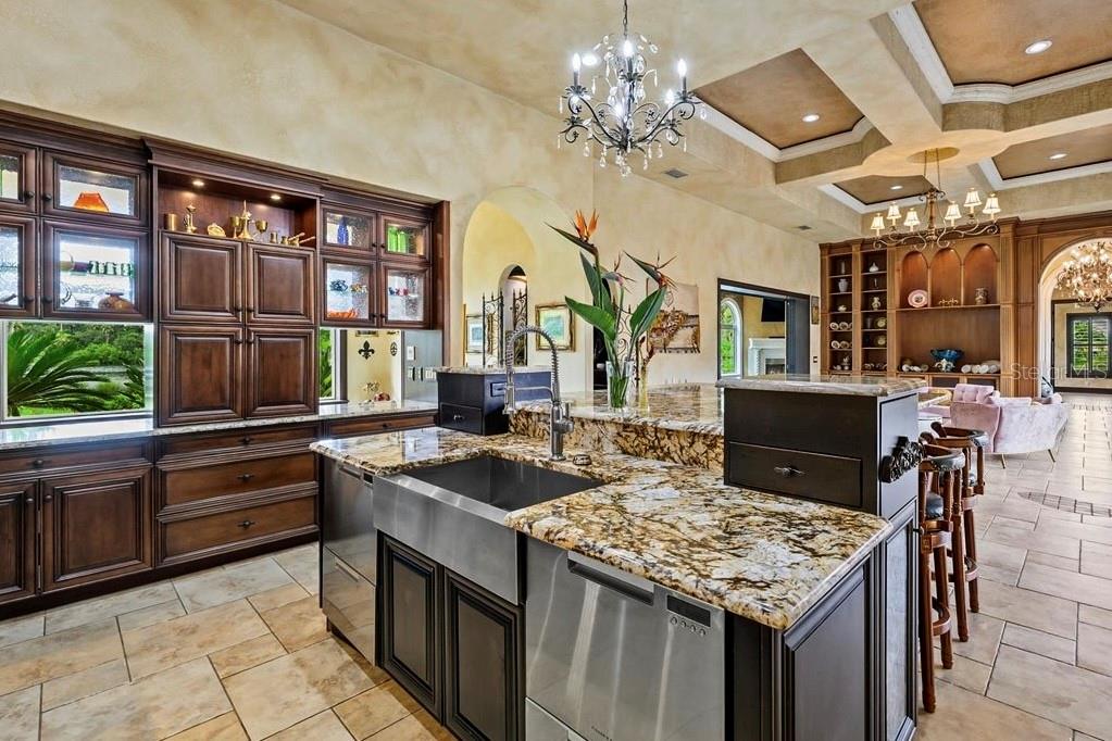 SANCTUARY PH 02 - Residential