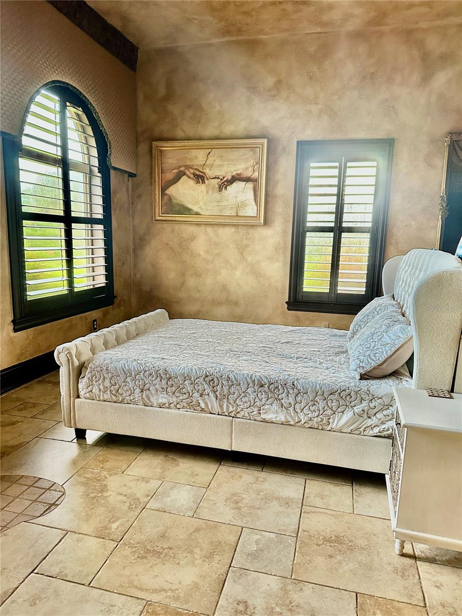 SANCTUARY PH 02 - Residential