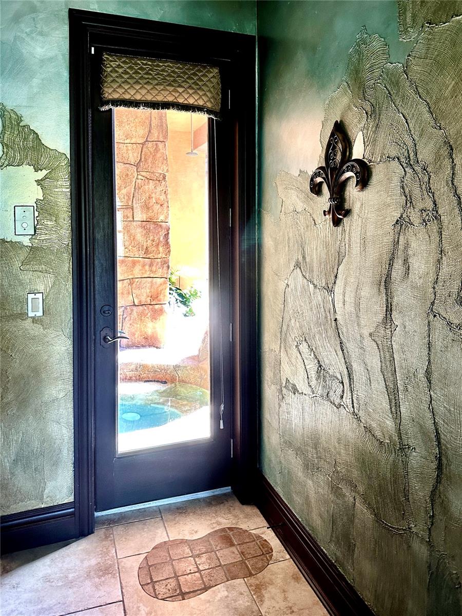 SANCTUARY PH 02 - Residential